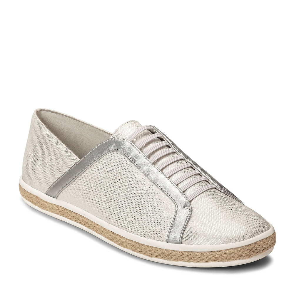 Shoes - Picture 4 of 4
